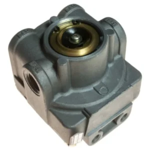 World American WAKN28060 Air Brake Relay Valve 3/8" Delivery and Control, 1/2" Reservoir - Image 2