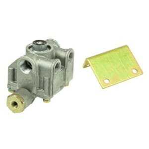 World American WA103294 - Air Brake Relay Valve - R-14 Type, (2) 1/2" NPT, 5.5 PSI